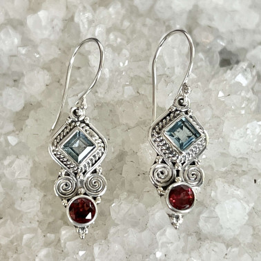ER 15603 MX-(HANDMADE 925 BALI STERLING SILVER EARRINGS WITH MIX STONES)